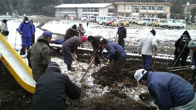 寒井小学校表土除去